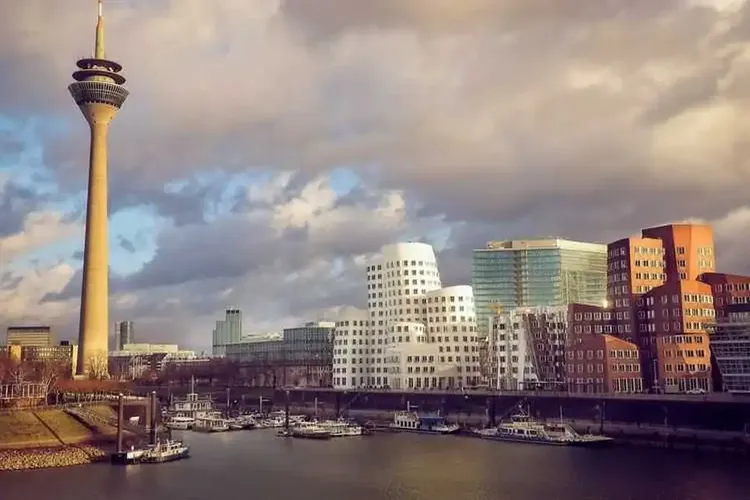 Liebe Düsseldorf